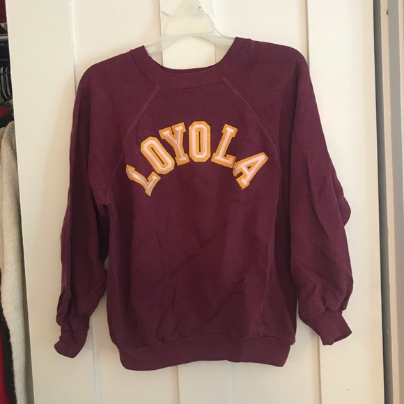 Champion Tops - Loyola sweatshirt